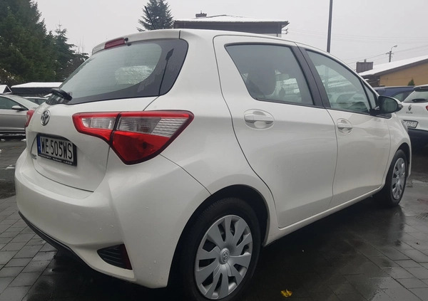 Toyota Yaris cena 33900 przebieg: 155000, rok produkcji 2019 z Tomaszów Mazowiecki małe 211